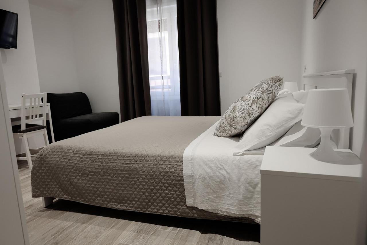 Central Guest House Civitavecchia Extérieur photo
